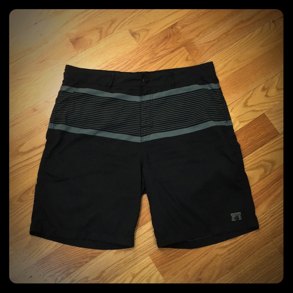 **Amphibious Water Repellent Technology Shorts